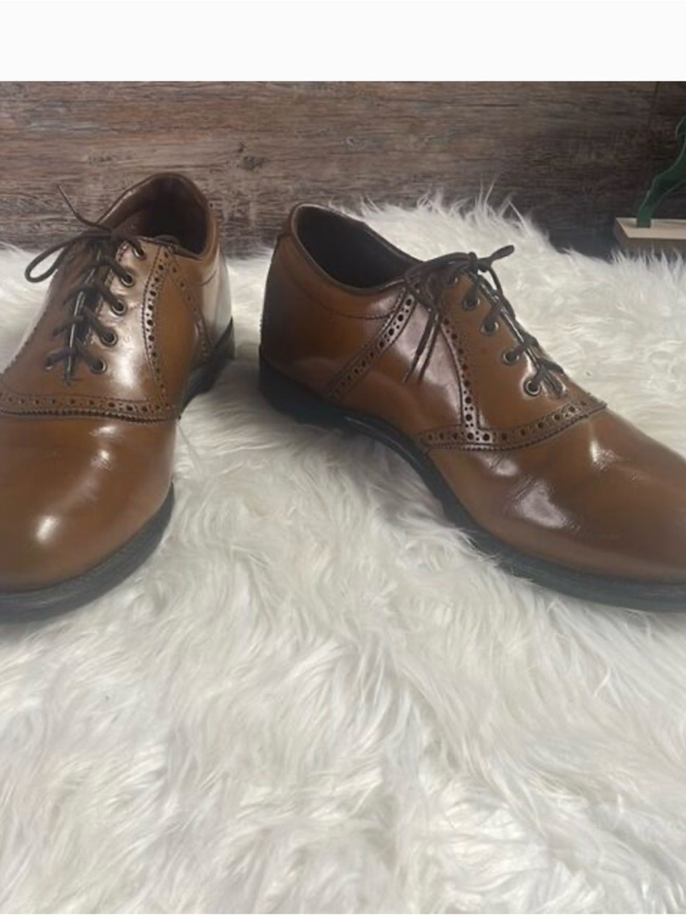 Classic Men's Brown Lace-Up Oxford Shoes